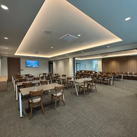 阿尔法酒店 酒店