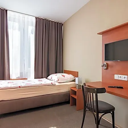 Alfa Hotel 3*
