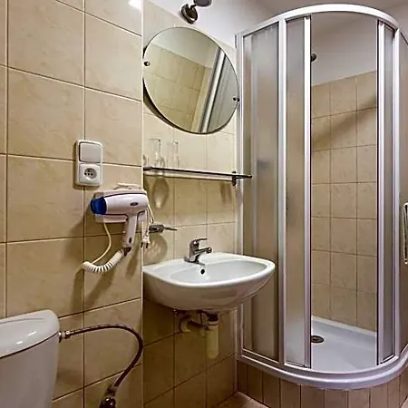 Alfa Hotel 3*